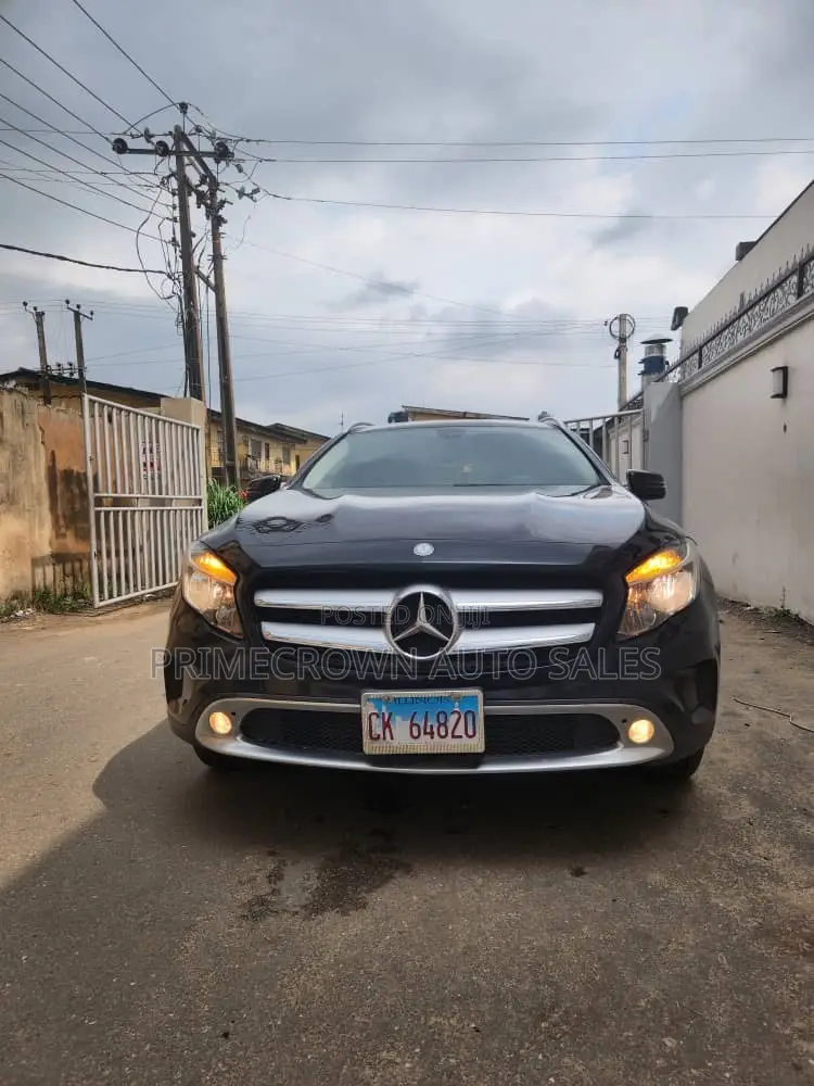 Mercedes-Benz GLA 250 2015 Black