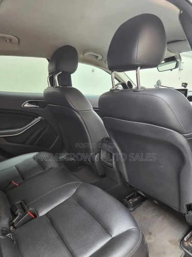 Mercedes-Benz GLA 250 2015 Black