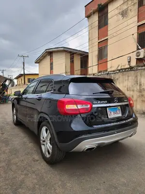 Mercedes-Benz GLA 250 2015 Black