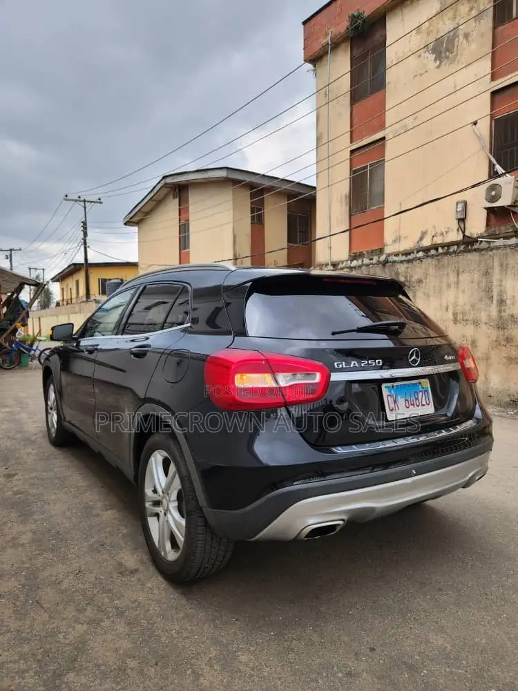 Mercedes-Benz GLA 250 2015 Black