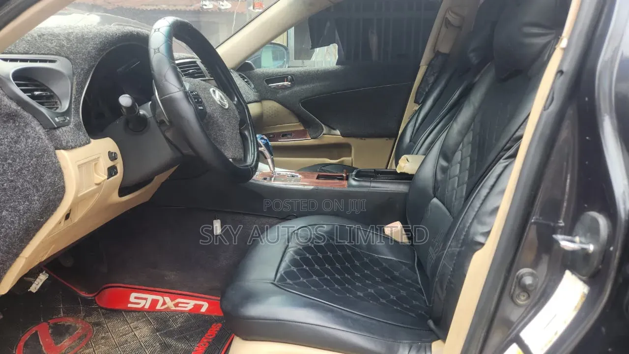 Lexus IS 250 2008 Gray