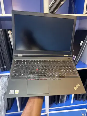 Laptop Lenovo ThinkPad T15 Gen1 16GB Intel Core i9 SSD 512GB