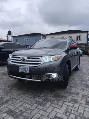 Toyota Highlander 2010 Gray