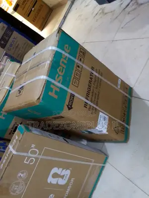 Add Practical Cooling and Storage to Your Kitchen With the Hisense 90L