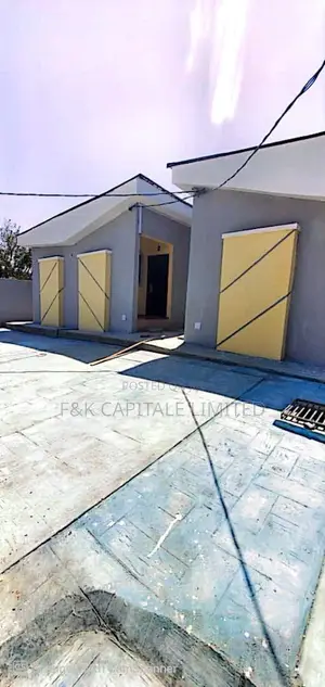 8bdrm Apartment in A Room And Parlour, Ilorin West for sale