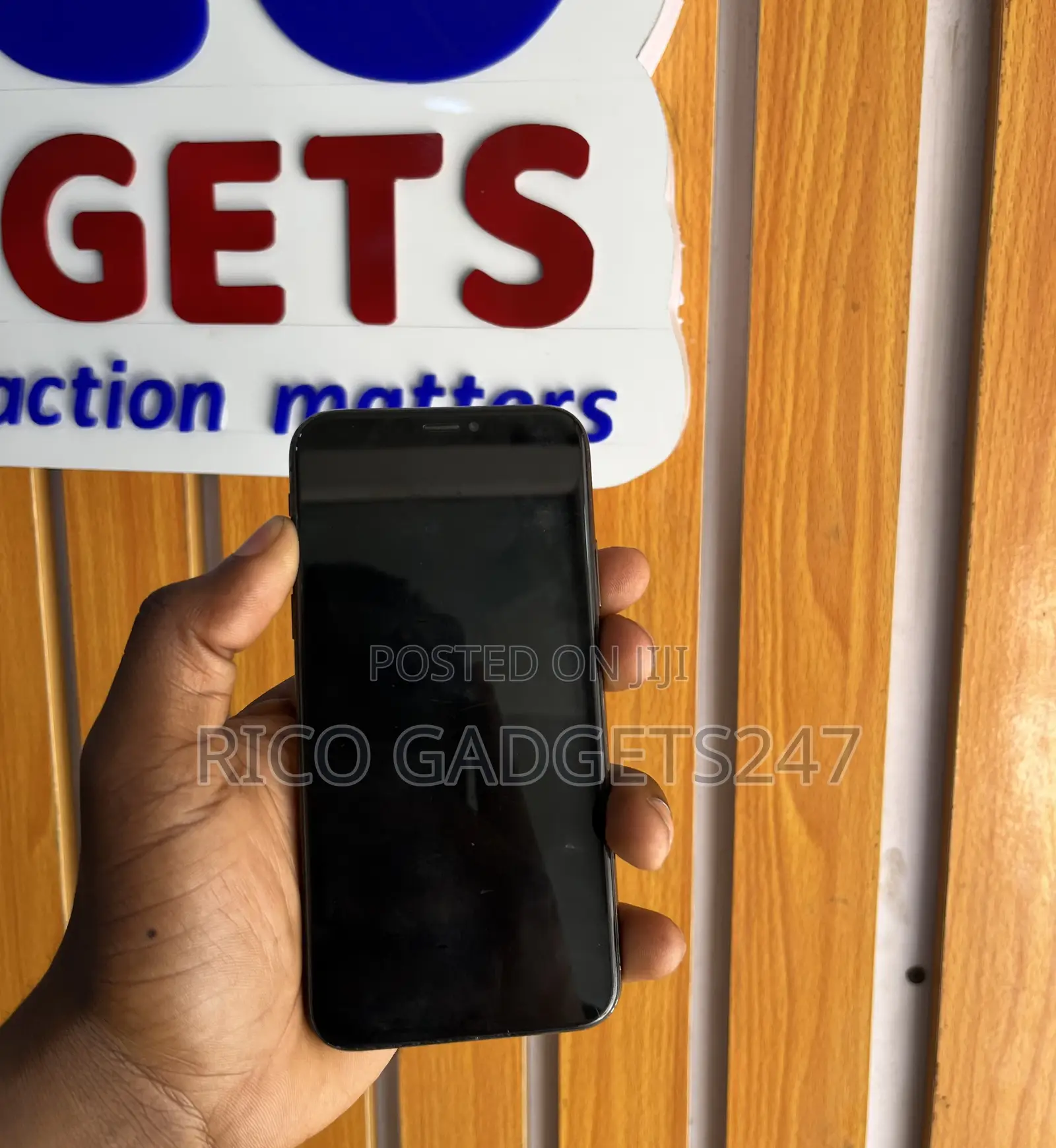 Apple iPhone X 64 GB Black