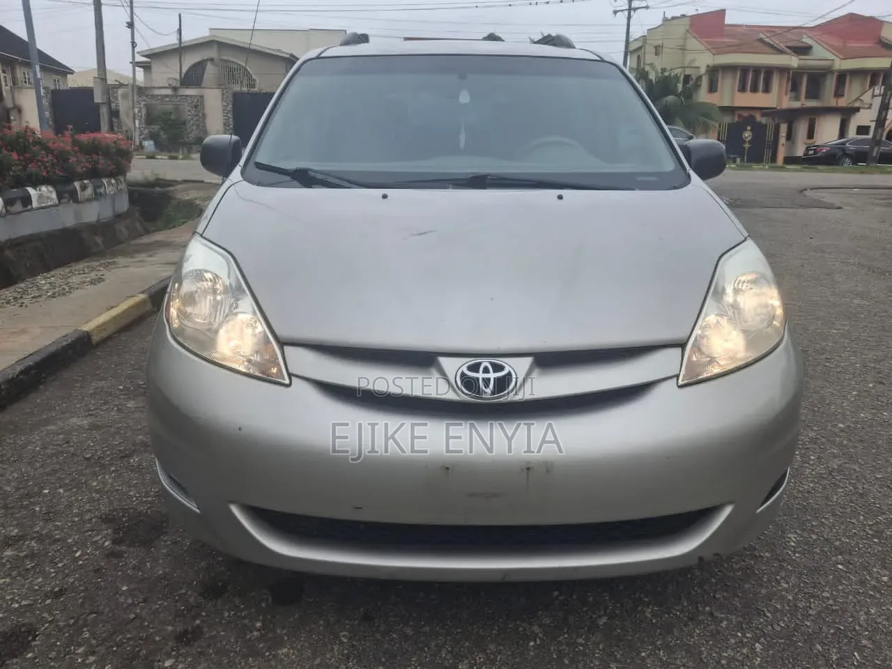 Toyota Sienna 2006 Silver