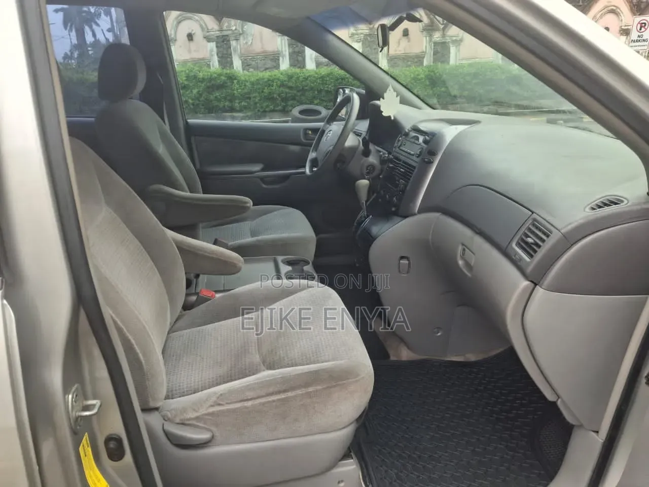 Toyota Sienna 2006 Silver