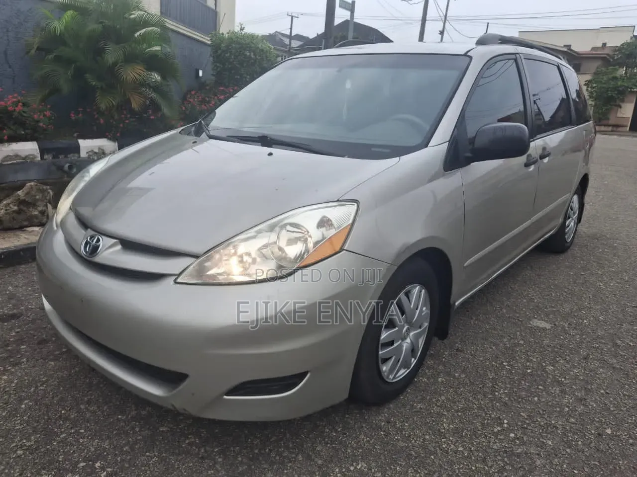 Toyota Sienna 2006 Silver