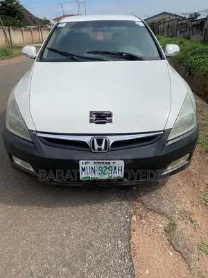 Honda Accord 2005 White
