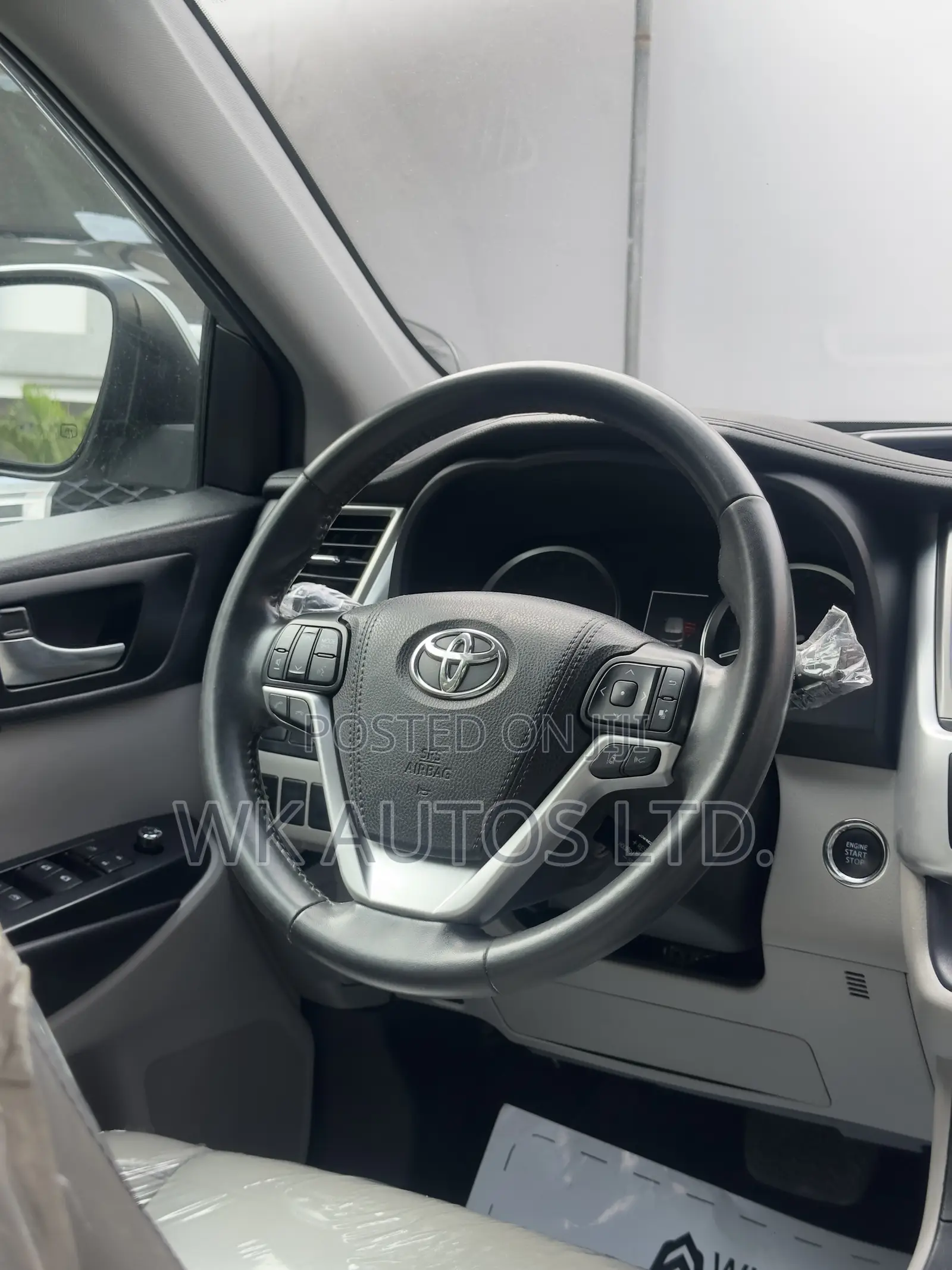 Toyota Highlander XLE 2019 Silver