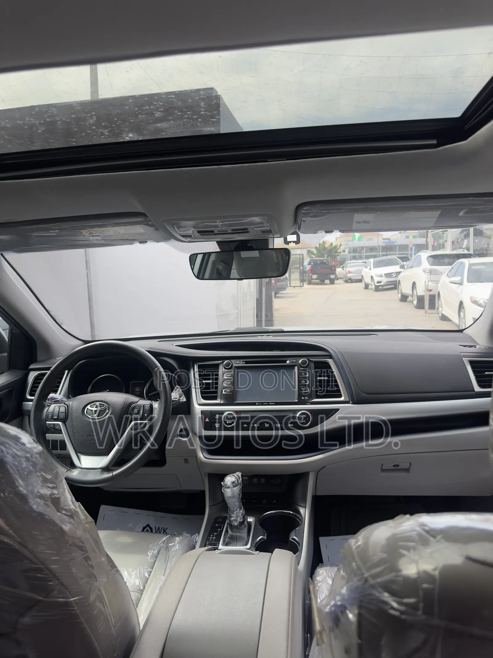 Toyota Highlander XLE 2019 Silver
