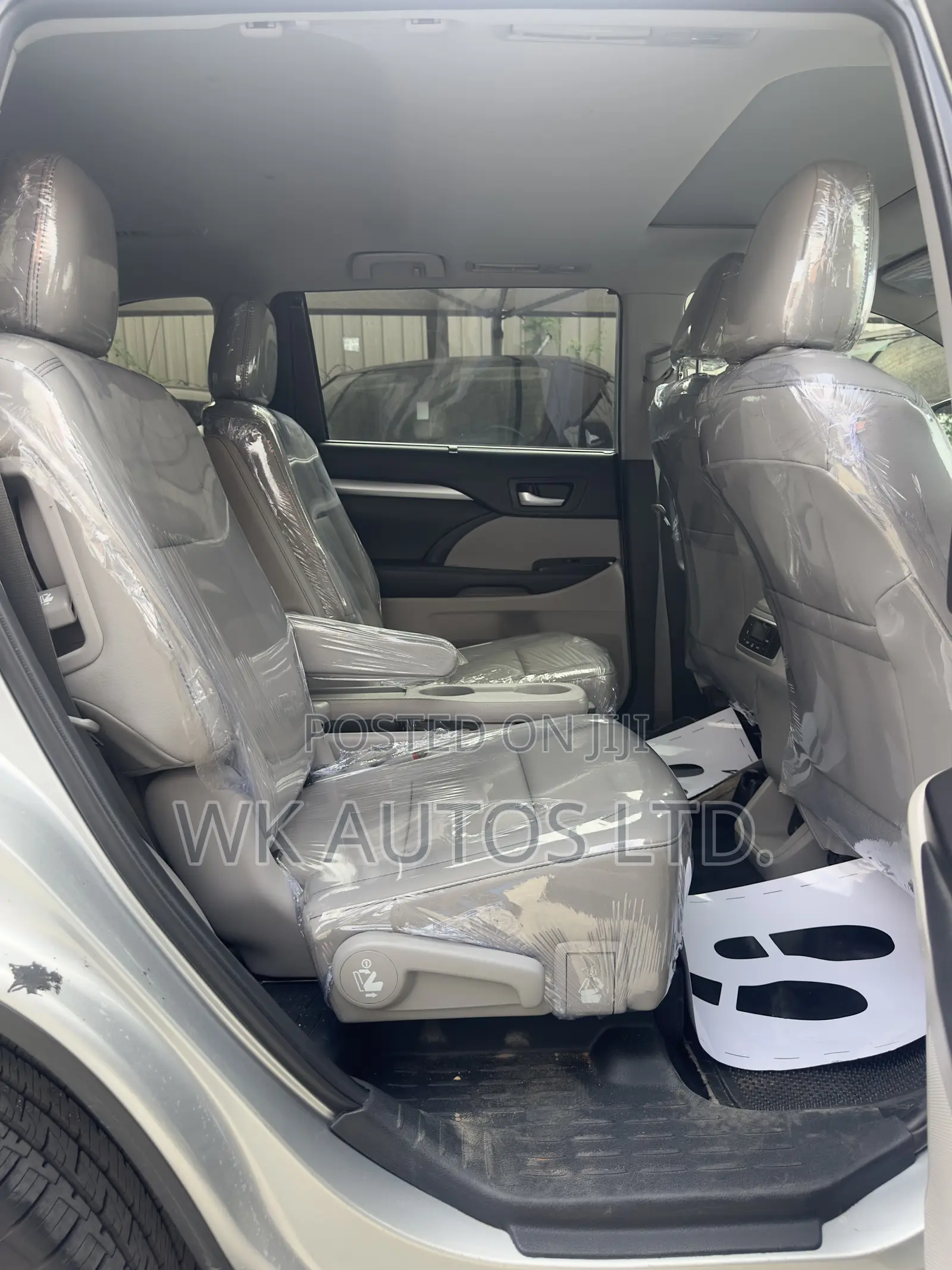 Toyota Highlander XLE 2019 Silver