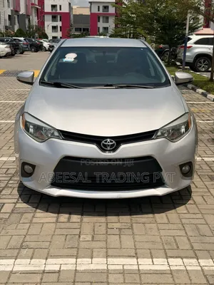 Toyota Corolla LE 4dr Sedan (1.8L 4cyl CVT) 2014 Silver