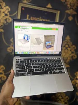 Laptop Apple MacBook Pro 2020 8GB Intel Core i5 SSD 256GB