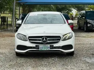 Mercedes-Benz E300 2017 White