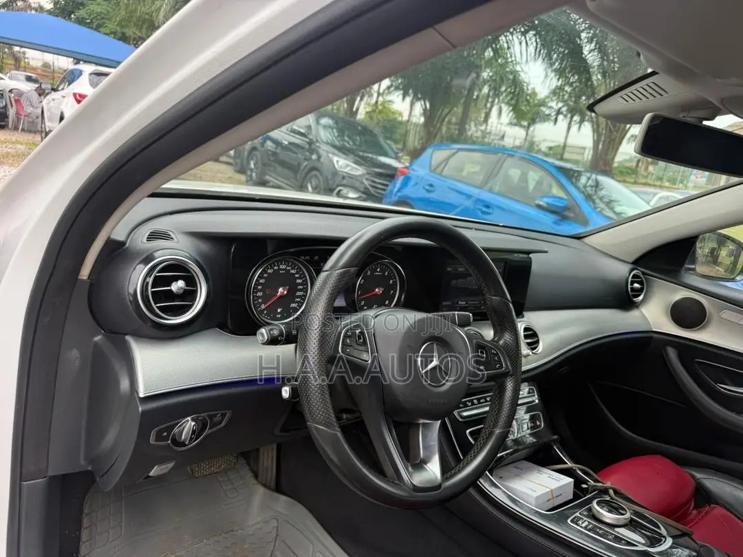 Mercedes-Benz E300 2017 White