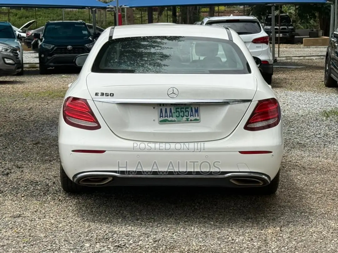 Mercedes-Benz E300 2017 White