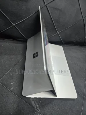 Laptop Microsoft Surface Book 2 16GB Intel Core i7 SSD 512GB