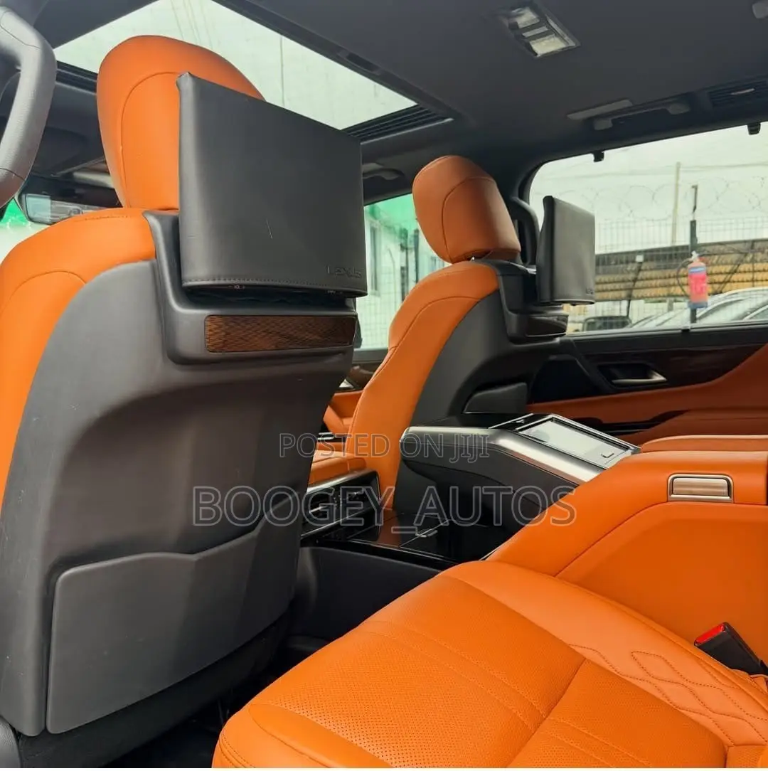 Lexus LX 2023 Black