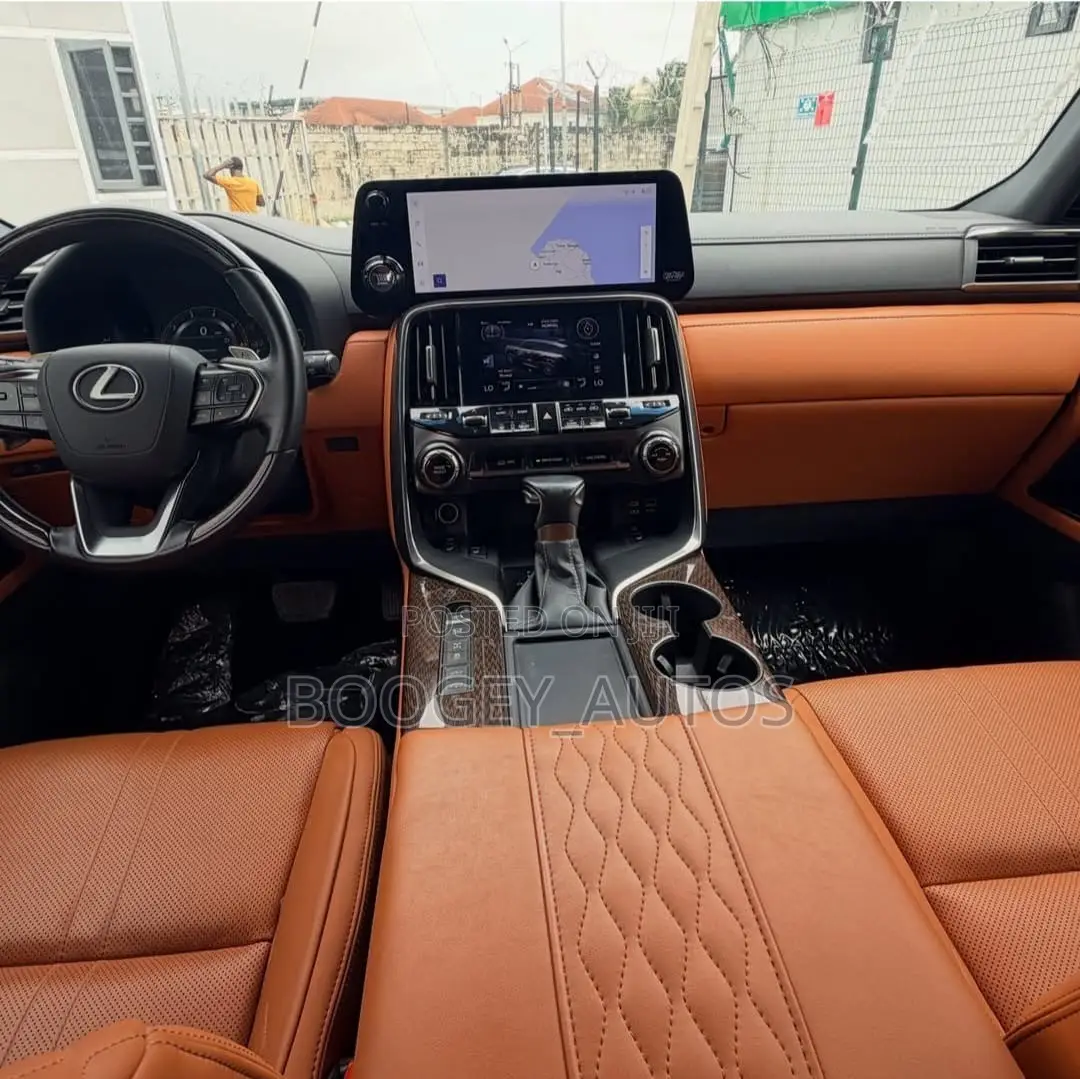 Lexus LX 2023 Black