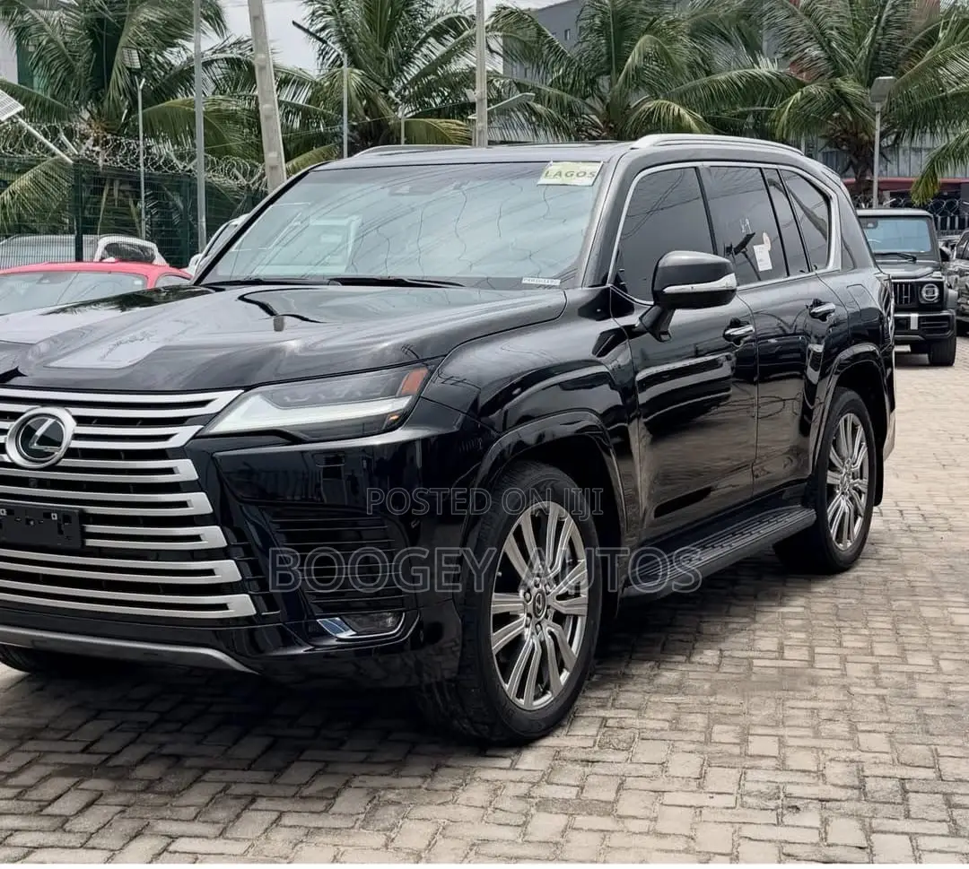 Lexus LX 2023 Black