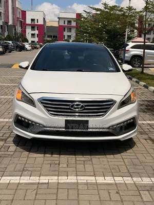Hyundai Sonata Limited 2.0T 4dr Sedan (2.0L 4cyl Turbo 6A) 2015 White