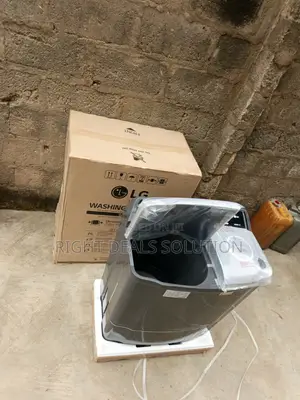 Your Laundry Room Deserves an LG 9KG Automatic Washer