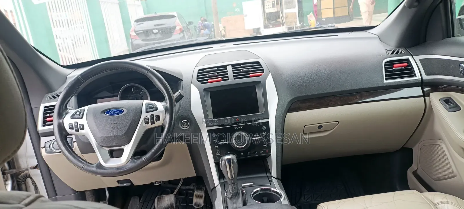 Ford Explorer 2015 Silver