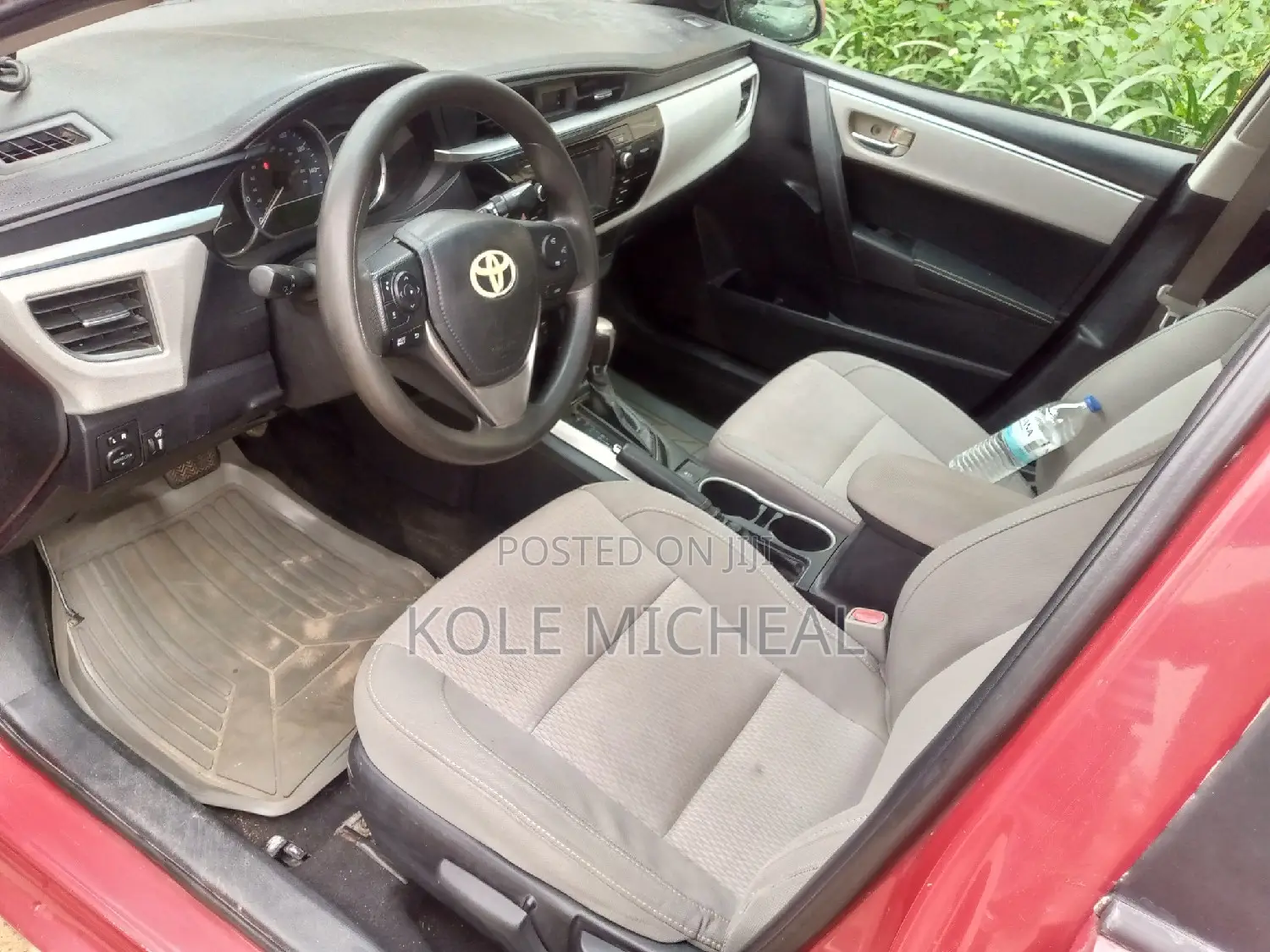 Toyota Corolla 2015 Red