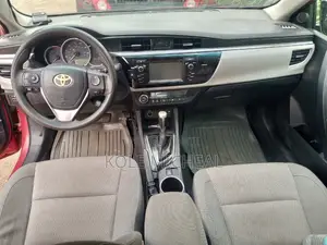 Toyota Corolla 2015 Red