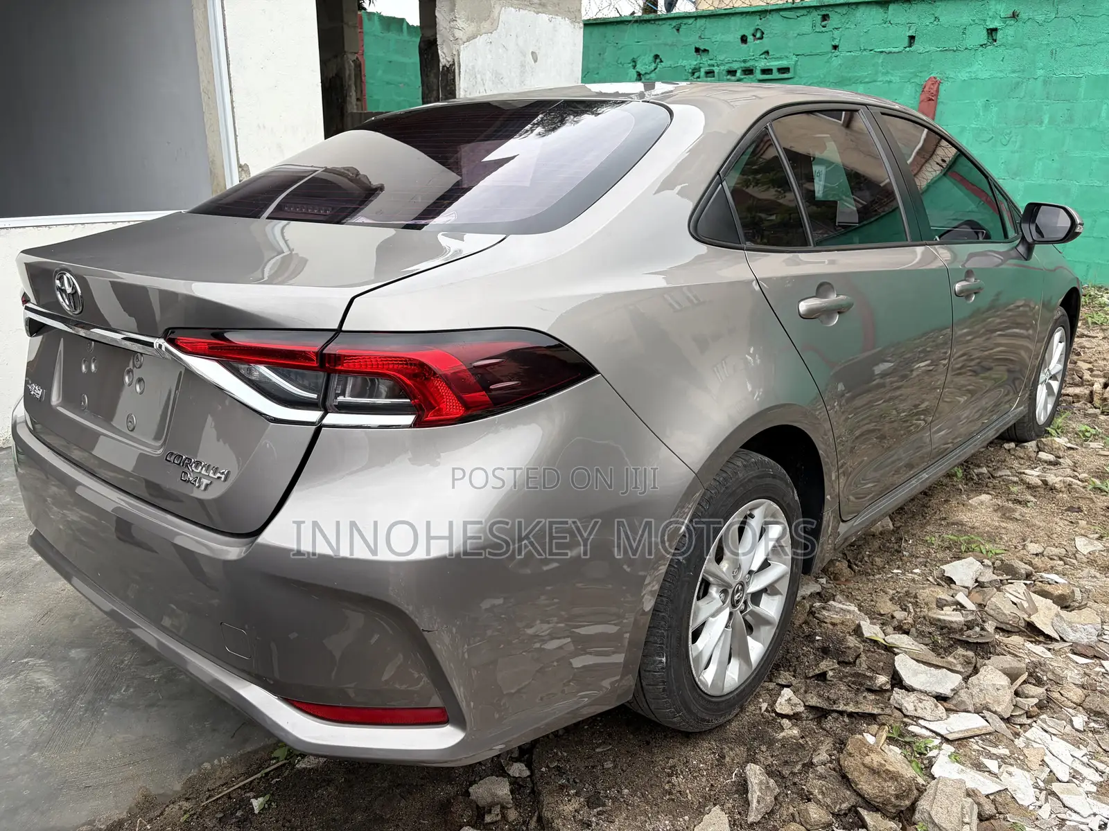 Toyota Corolla 2021 Gold