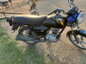 TVS HLX Plus ES 2023 Black