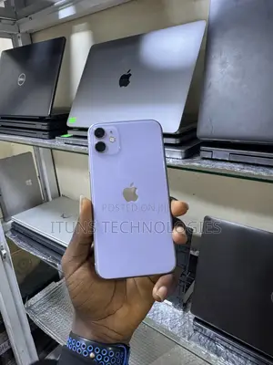 Apple iPhone 11 64 GB Purple