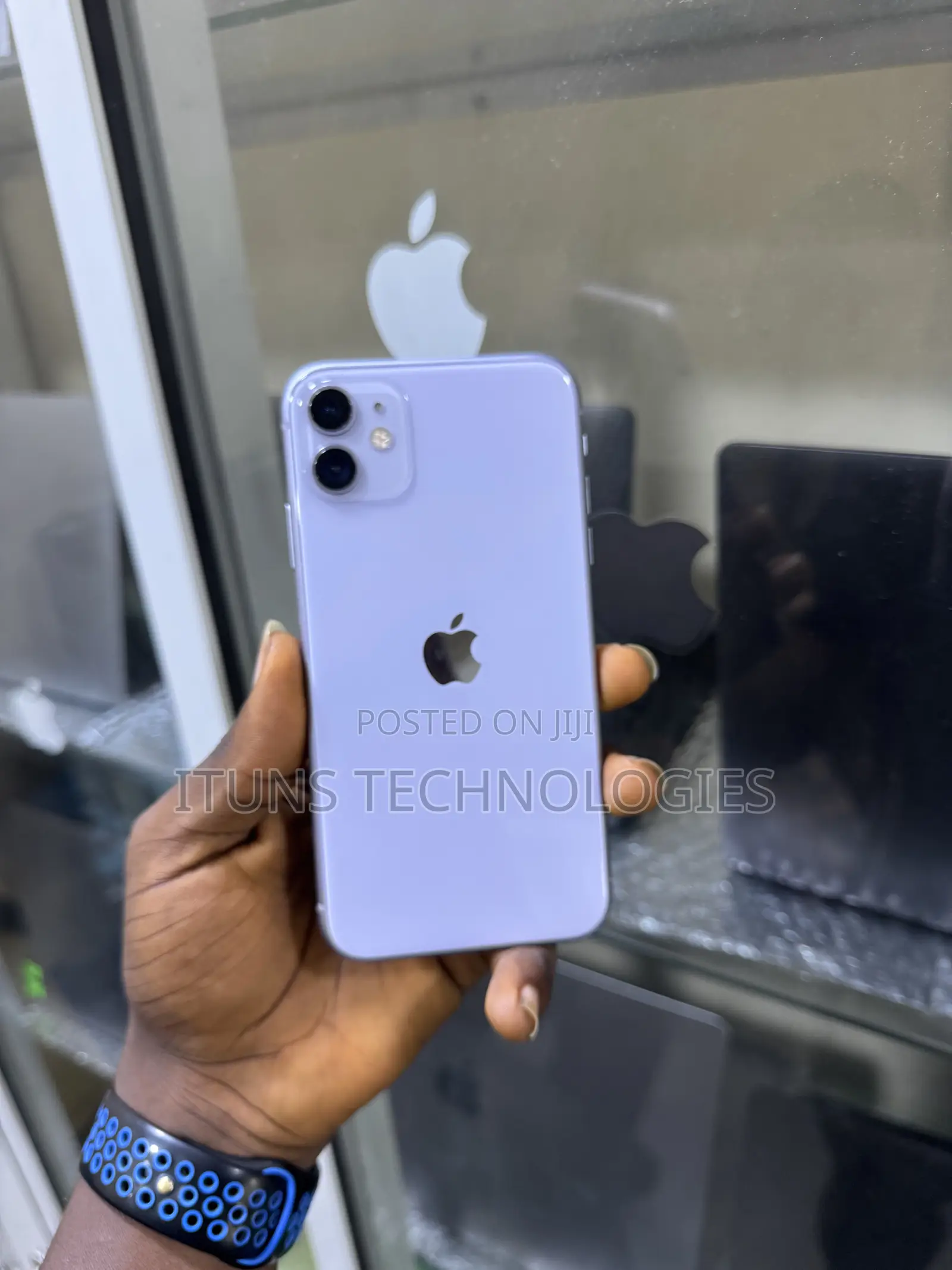 Apple iPhone 11 64 GB Purple