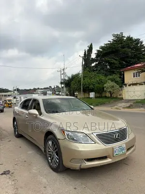 Lexus LS 460 L 2009 Gold