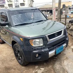 Honda Element 2004 Green