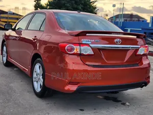 Toyota Corolla S Special Edition 4dr Sedan (1.8L 4cyl 4A) 2013 Orange