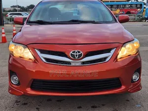 Toyota Corolla S Special Edition 4dr Sedan (1.8L 4cyl 4A) 2013 Orange