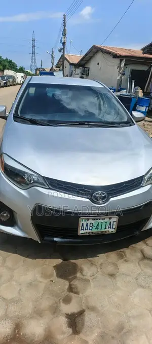 Toyota Corolla S 4dr Sedan (1.8L 4cyl CVT) 2016 Silver