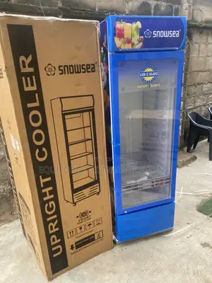 SnowSea Upright Beverage Cooler LC-500W