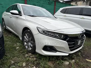 Honda Accord 2022 White