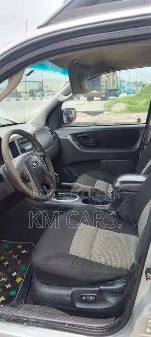 Ford Explorer 2005 Silver