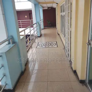 Fine Shop for Rent in Utako