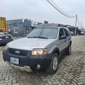 Ford Explorer 2005 Silver
