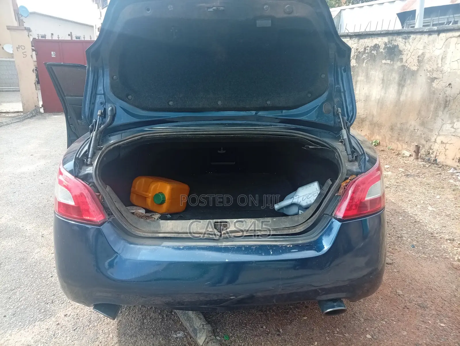 Nissan Maxima 2012 Blue