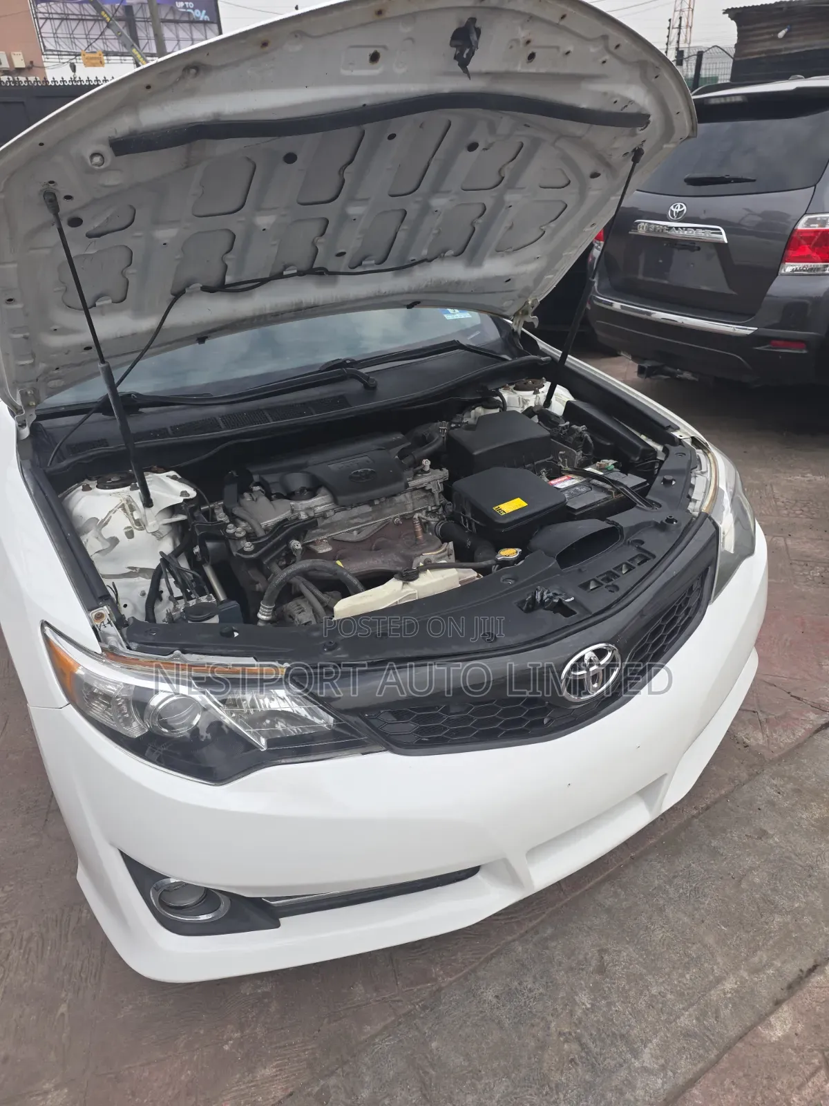 Toyota Camry 2014 White