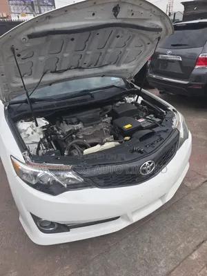 Toyota Camry 2014 White