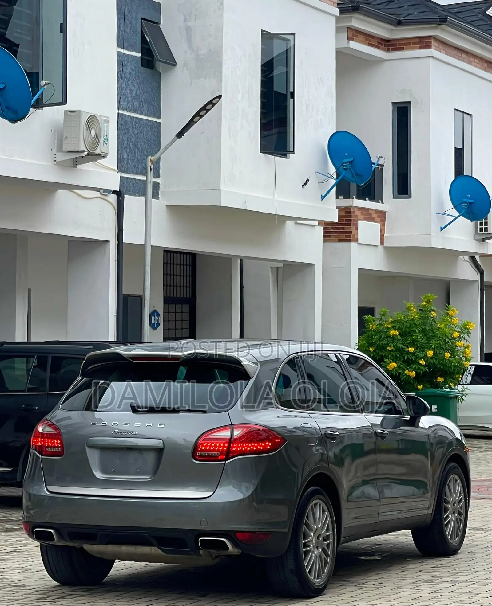 Porsche Cayenne 2014 Gray