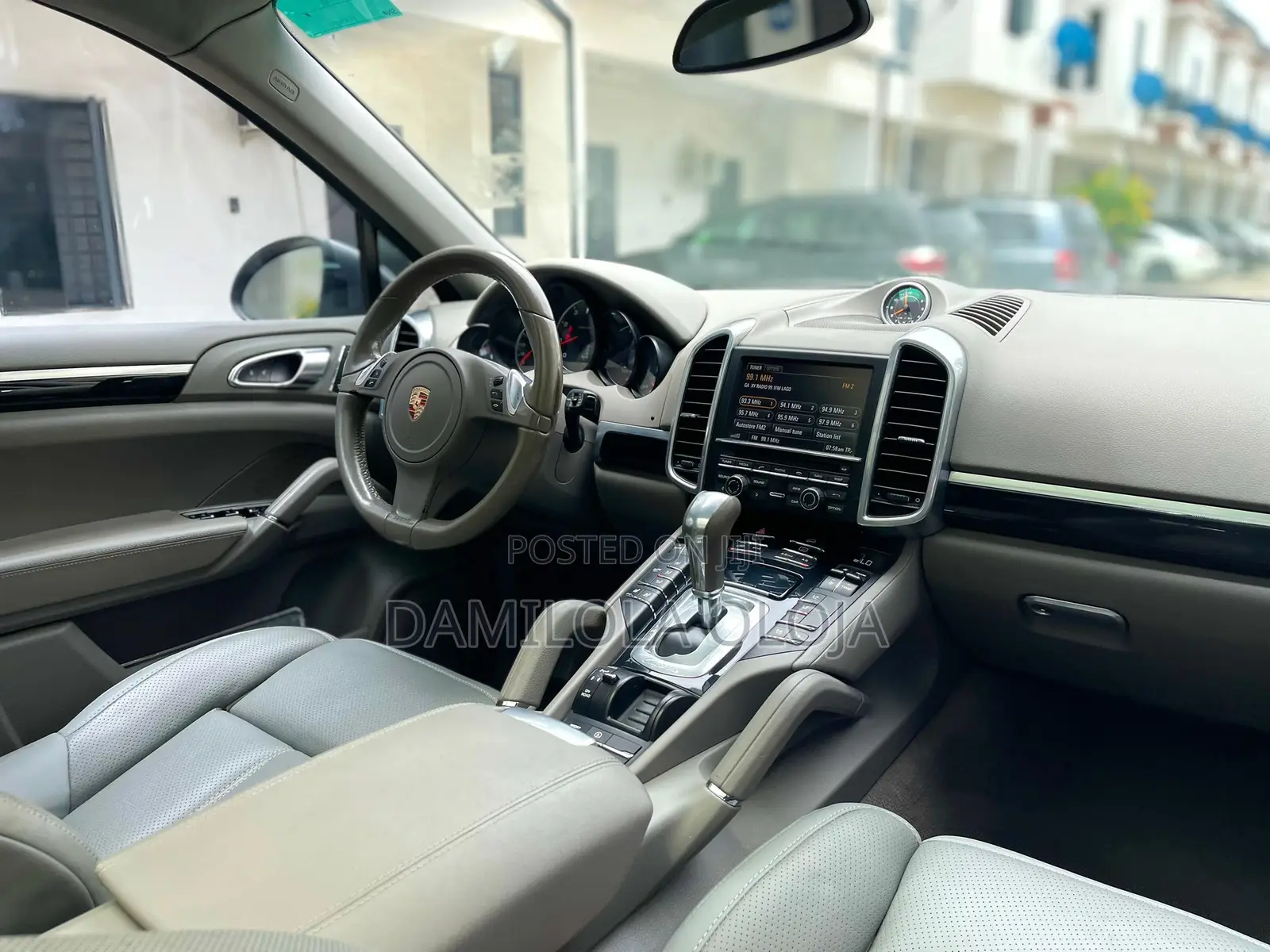 Porsche Cayenne 2014 Gray